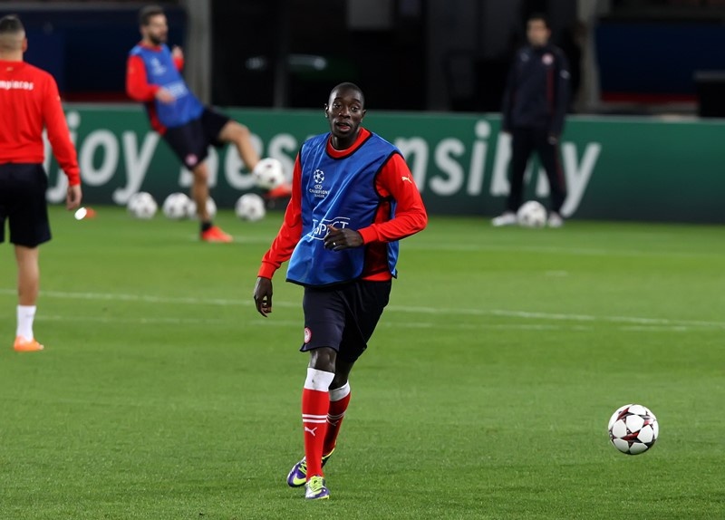 Παρί - Ολυμπιακός: Οι... Γάλλοι του Πειραιά (photos)