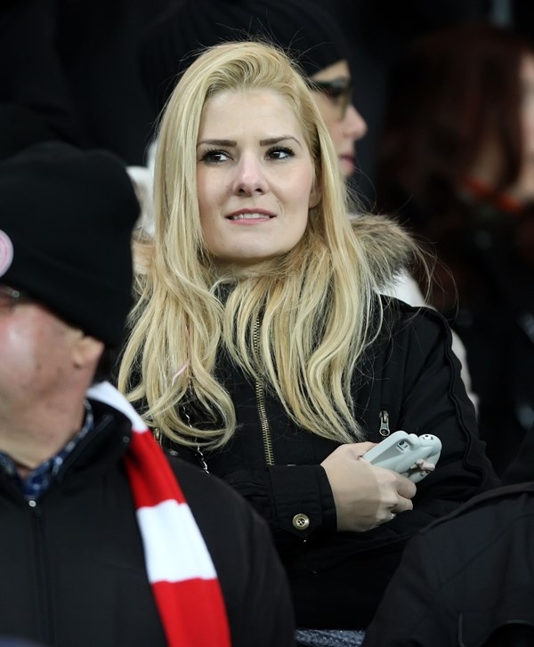 Παρί – Ολυμπιακός: Οι σέξι παρουσίες (photos)