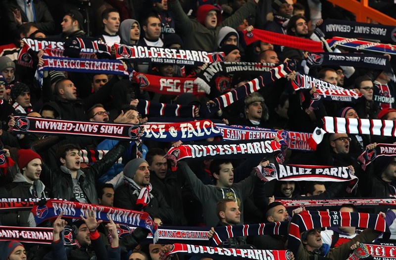 Ολυμπιακός: «Ερυθρόλευκο» το «Παρκ ντε Πρενς» (photos)