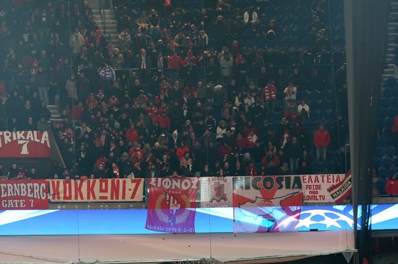 Ολυμπιακός: «Ερυθρόλευκο» το «Παρκ ντε Πρενς» (photos)