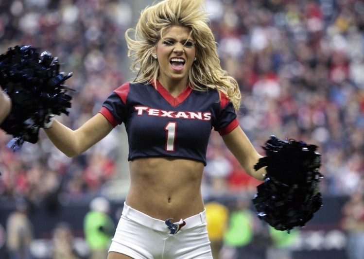 NFL: Και στο κρύο οι Cheerleaders (photos)
