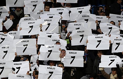 Ρεάλ Μαδρίτης: Ξεπέρασε την Μπαρτσελόνα (photos+video)