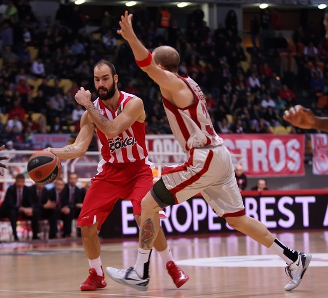 Ολυμπιακός: Επεισοδιακό ρεκόρ (video+photos)