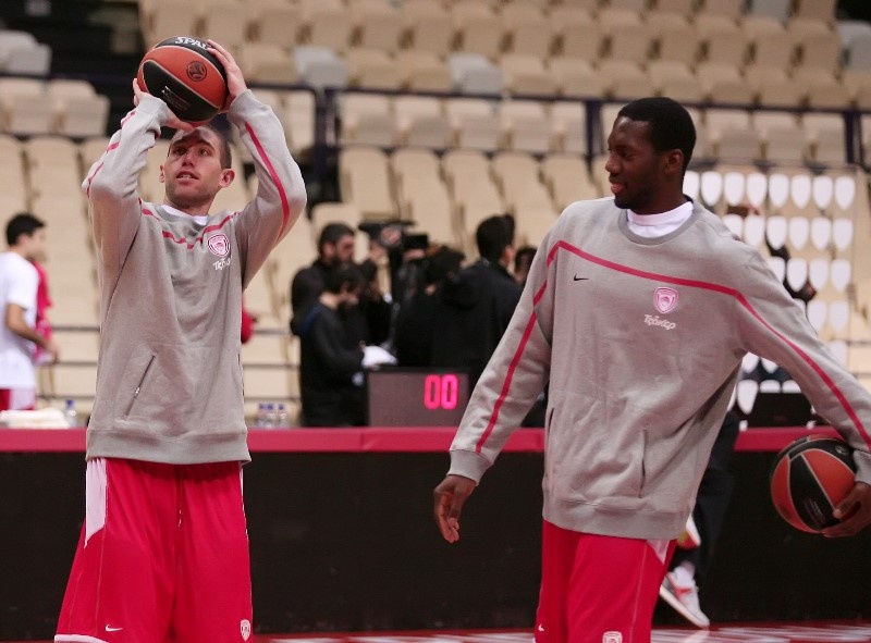 Ολυμπιακός - Γαλατάσαραϊ: Οι πρωτιές Ντάνστον και Μενσά Μπονσού (photos)