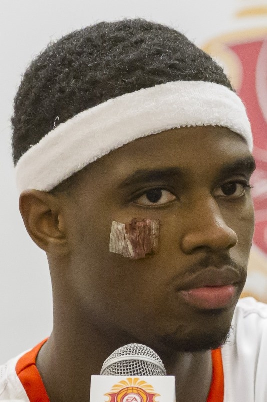 NCAA: Τον σκότωσε και χωρίς φάουλ! (video+photos)