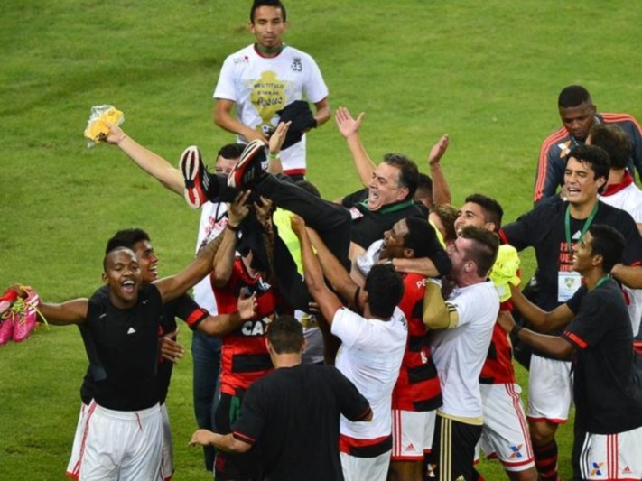 Βραζιλία: Κύπελλο για Φλαμένγκο (photos+video)