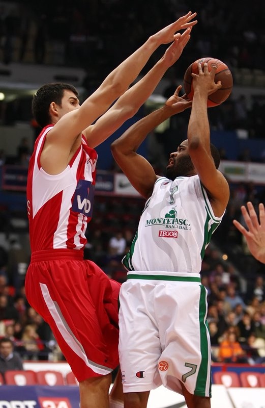 Γαλατάσαραϊ: Βλέπει... Ολυμπιακό και αφηνιάζει ο Χέρστον (photos+videos)