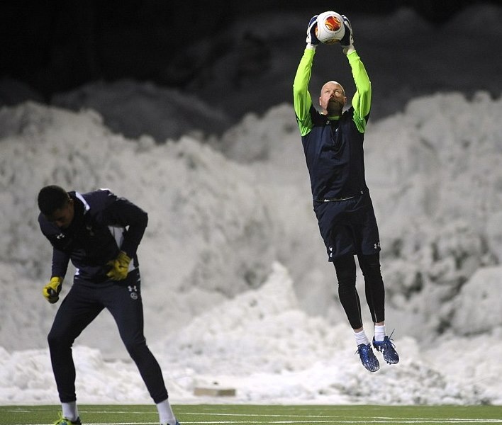 Τόνεναμ: Και με χιόνια και με κρύα… (photos)