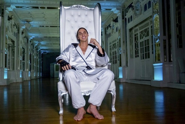 Παρί Σεν Ζερμέν: Δείτε τον Ιμπραΐμοβιτς να παίζει Xbox (video)