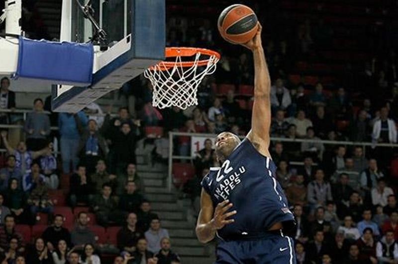 Αναντολού Εφές: Γκόρντον κερνάει… Γκόρντον πίνει (photos+videos)