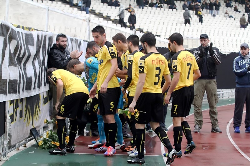 ΑΕΚ – ΠΑΟ Κρουσώνα: Τίμησαν τον Θέμη (photos)