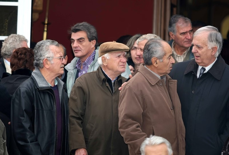 Το «ύστατο χαίρε» στον Τάκη Συνετόπουλο (photos)