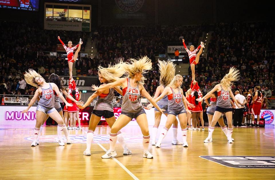 Μπάγερν Μονάχου: Zoom στον Ολυμπιακό (photos+video)