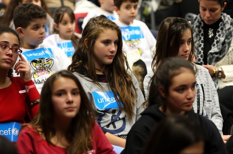 Μανιάτης: «Δίπλα στη UNICEF ο Ολυμπιακός» (photos)