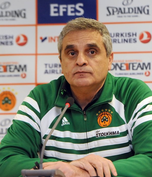 Πεδουλάκης: «Επιβάλλεται να κερδίσουμε τον Ερυθρό Αστέρα» (photos)