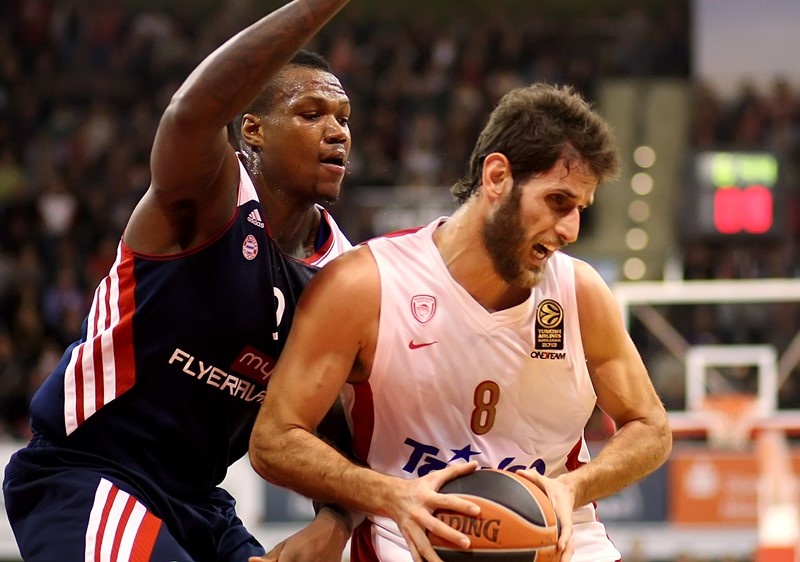 Ολυμπιακός: Τα έχει... 600 ο Περπέρογλου (photos)