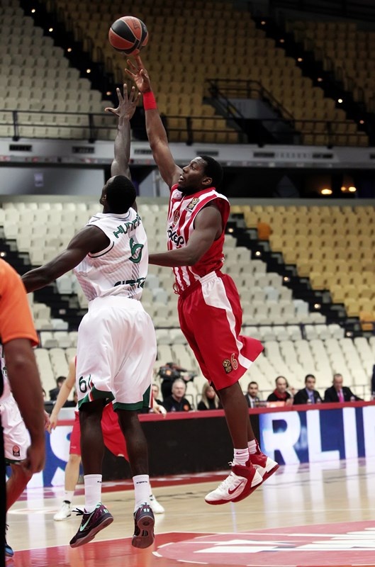 Ολυμπιακός: Απίστευτη ανατροπή και 21-0 (video+photos)