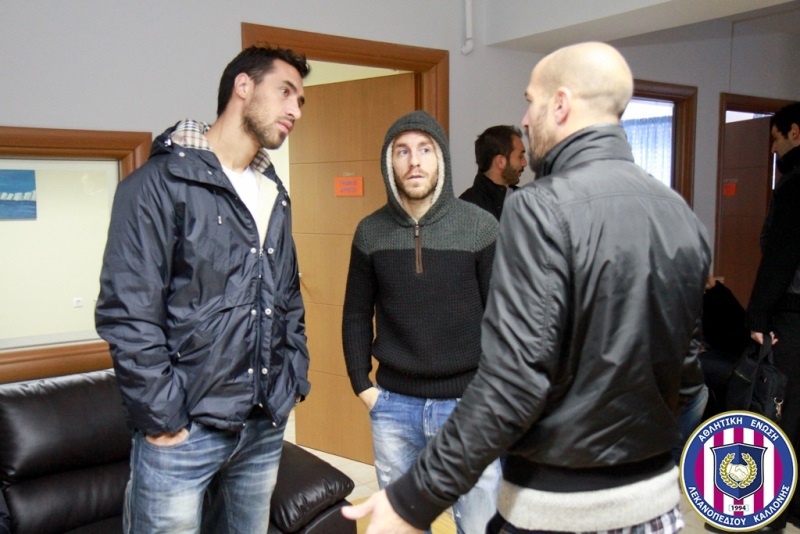 Καλλονή: Δίπλα στην «Κυψέλη» (photos)