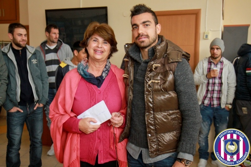 Καλλονή: Δίπλα στην «Κυψέλη» (photos)