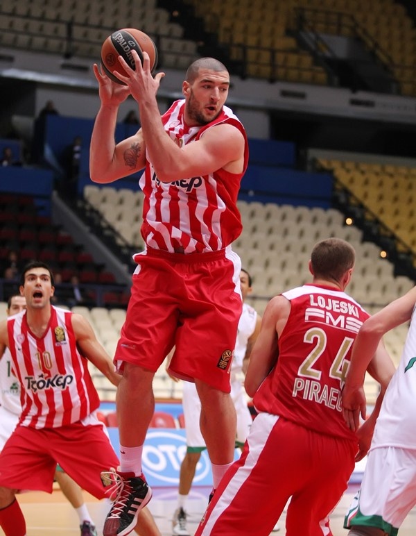 Ολυμπιακός: Ο Καββαδάς και οι... 300! (photos)