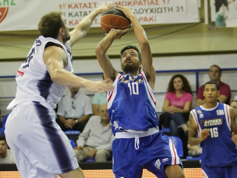 Ίκαρος: Ο αξιότιμος κ. Γκαγκαλούδης (photos)