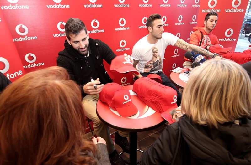 Ρομπέρτο: «Θα μαζέψουμε τα... όπλα μας για Γιουνάιτεντ» (photos+video)