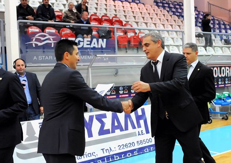 Τον... βύθισε στο δεύτερο (photos)