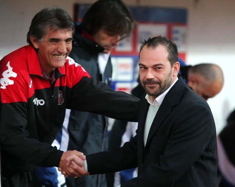 Πήραν το δώρο στη Νέα Σμύρνη! (video+photos)