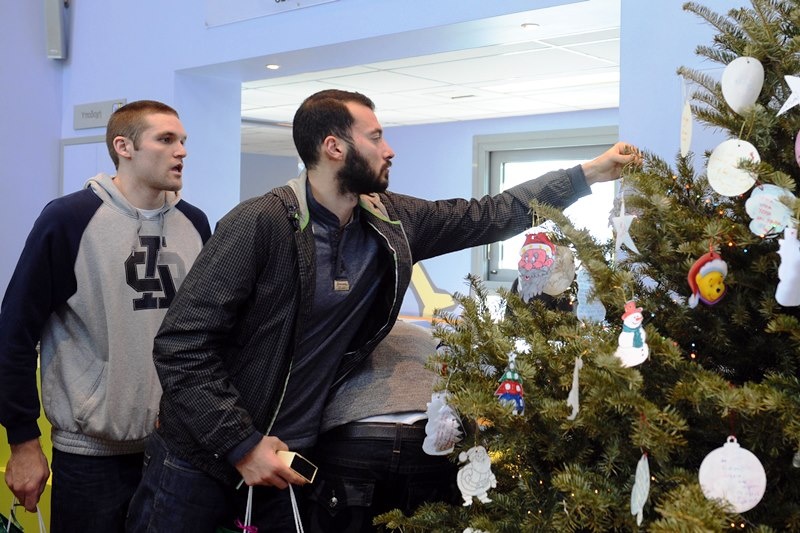 Επίσκεψη... Ελπίδας από τους Πρωταθλητές! (photos)