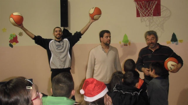 Ρέθυμνο: Καλάθια αγάπης (photos)