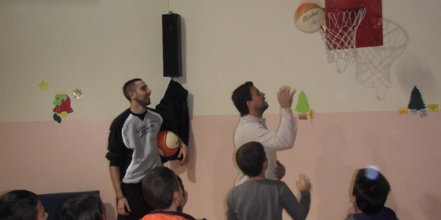 Ρέθυμνο: Καλάθια αγάπης (photos)