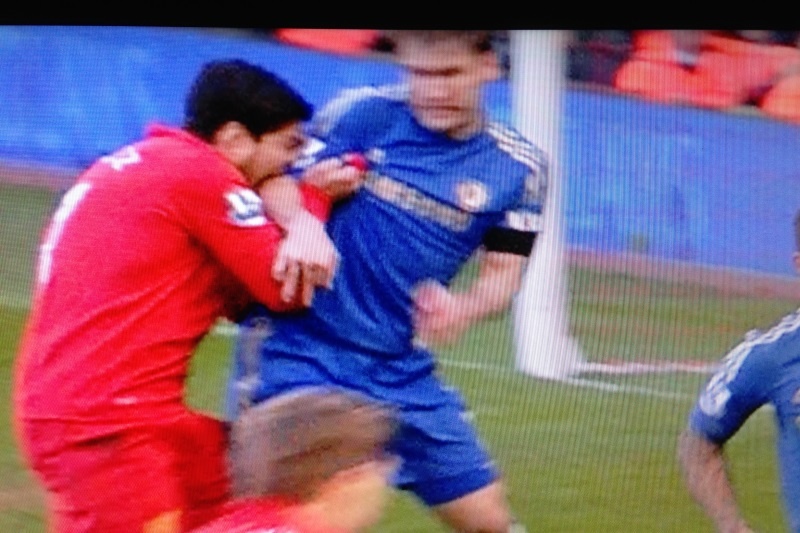 The curious case of Mr. Luis Suarez (photos+videos)
