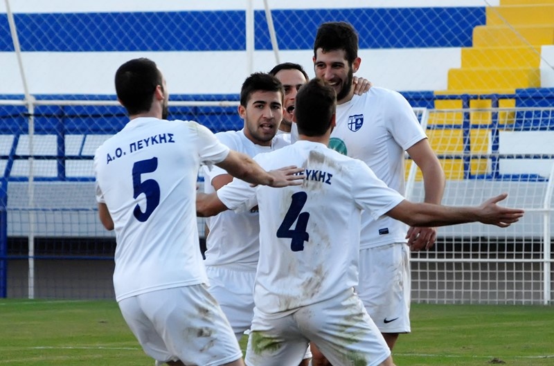 Ιωνικός-Πεύκη 2-2 (photos)