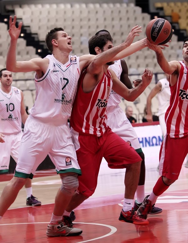 Ολυμπιακός: MVP Δεκεμβρίου στην Ευρωλίγκα ο Περπέρογλου (photos)