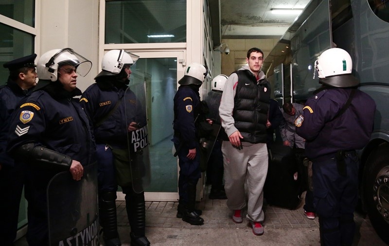 Ολυμπιακός: Η άφιξη στο ΟΑΚΑ (photos)