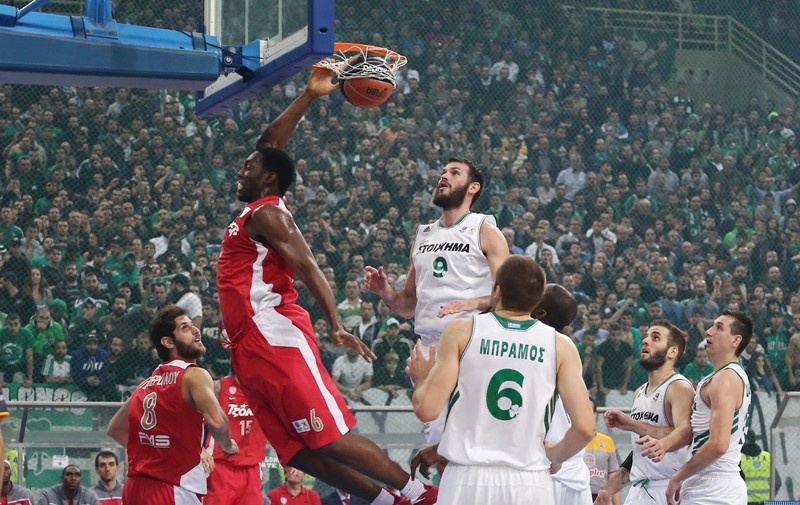 Παναθηναϊκός – Ολυμπιακός: Χαμός στη ρακέτα (photos)