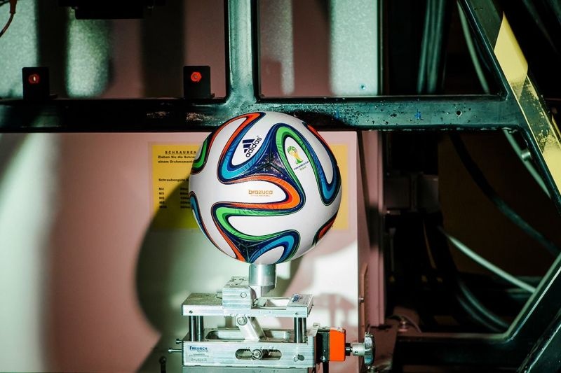 «Brazuca», η επίσημη μπάλα του Παγκοσμίου Κυπέλλου του 2014