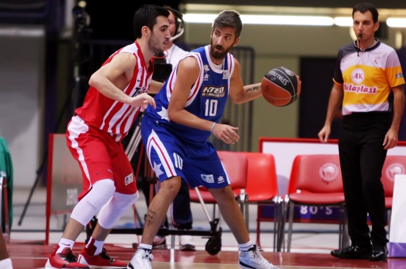 Ικαρος: Να ανέβει... σκαλιά (photos)