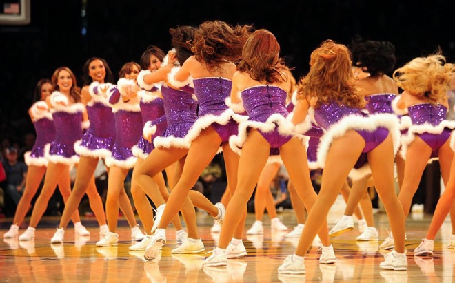 NBA: Οι... Χριστουγεννιάτικες cheerleaders (photos)