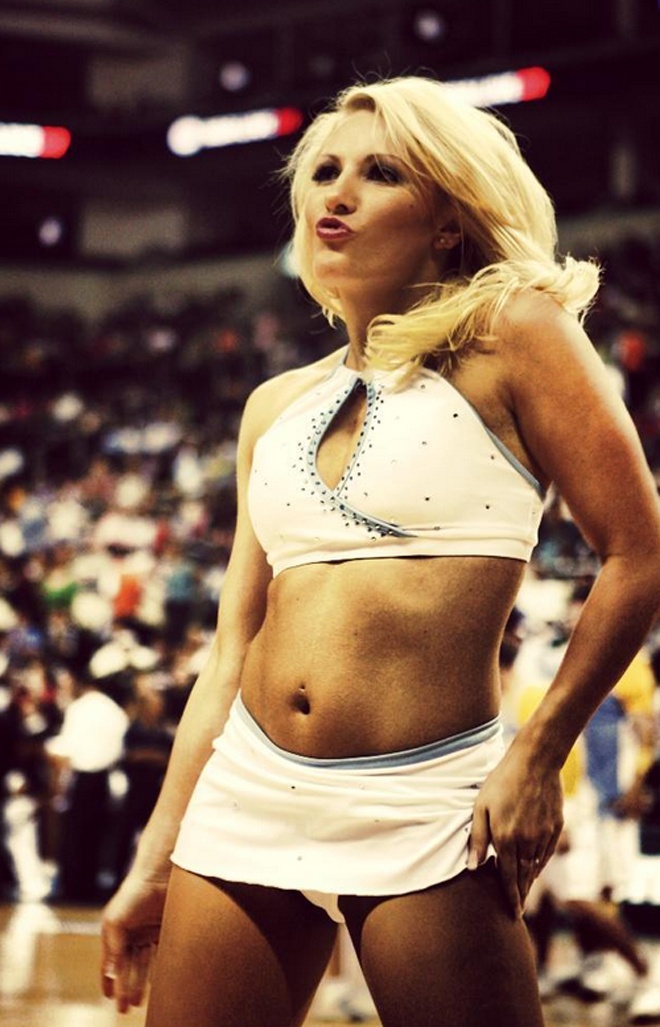 NBA: Οι... Χριστουγεννιάτικες cheerleaders (photos)