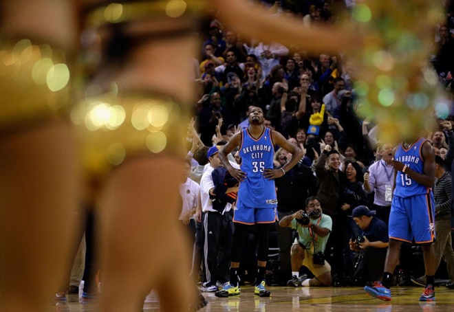 NBA: Οι... Χριστουγεννιάτικες cheerleaders (photos)