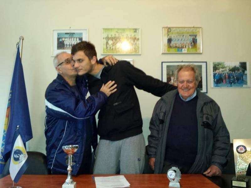 Πανελευσινιακός: Επαγγελματίας ο Ρεκουνιώτης (photo)