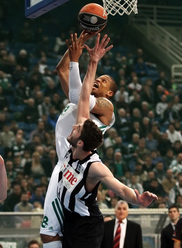 Παναθηναϊκός: Αλάνθαστος ο Μπατίστ (photos)