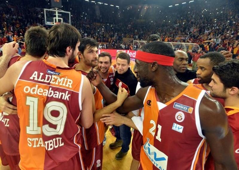 Γαλατάσαραϊ: Αγριεμένη στο Top 16 (videos+photos)