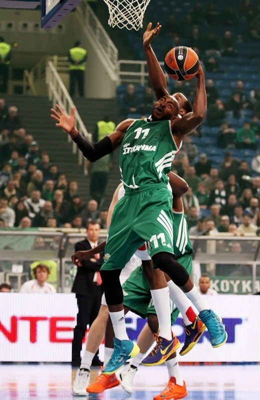 Παναθηναϊκός: Ρεκόρ στα ριμπάουντ ο Λάσμε (photos)