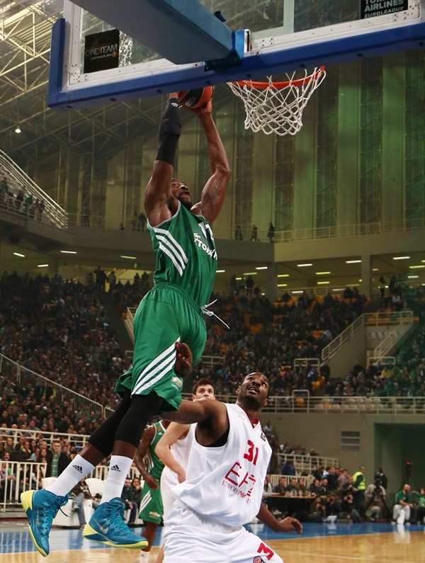 Παναθηναϊκός: Ρεκόρ στα ριμπάουντ ο Λάσμε (photos)