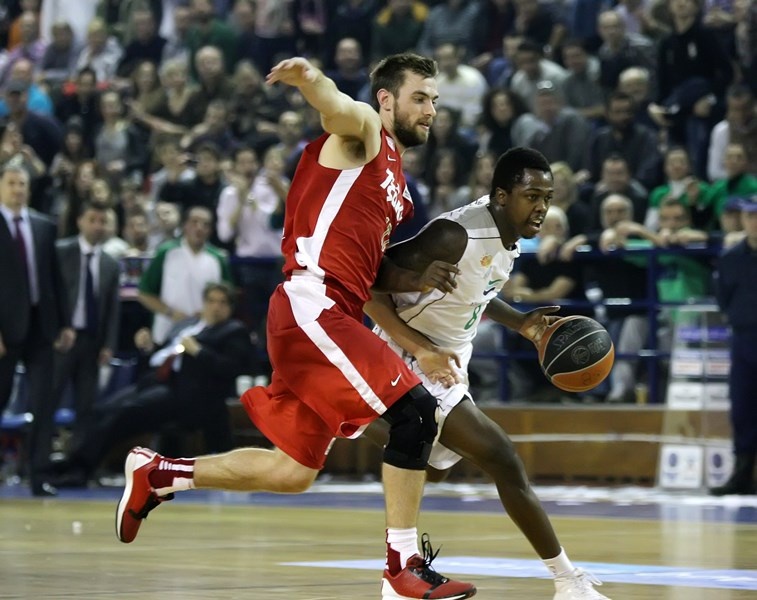 Ολυμπιακός: «Κλειδί ο Μάντζαρης» (photos)