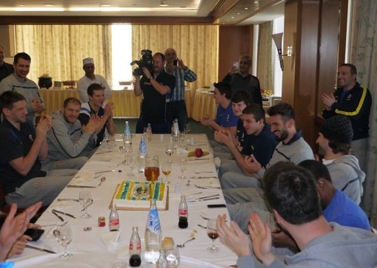 Φενέρμπαχτσε Ούλκερ: Πάρτι… με Ολυμπιακό! (photos)