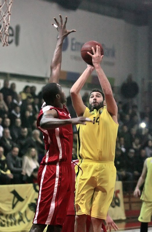 ΑΕΚ: Άνετα το Φιλαθλητικό (photos)