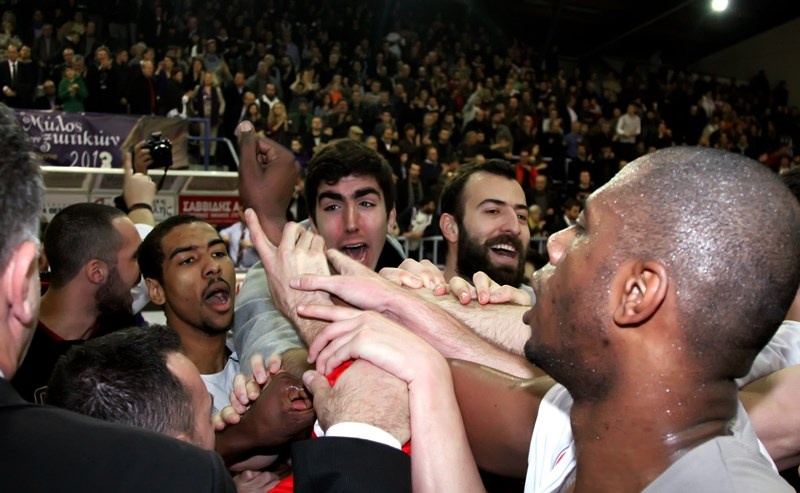 Τρίκαλα: Έδρα... ενέδρα! (photos)
